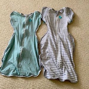 Swaddles love to dream